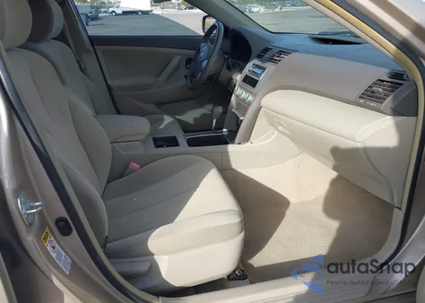 2007 Toyota Camry Le z USA, uszkodzony, nr VIN 4T1BE46K47U015447